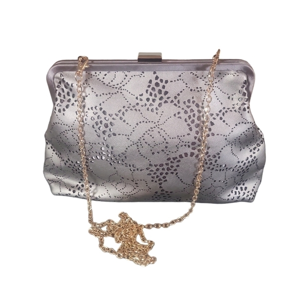 Urban Expression Vegan Leather Floral Cut Out Gold Chain Link Crossbody Bag - Picture 7 of 11